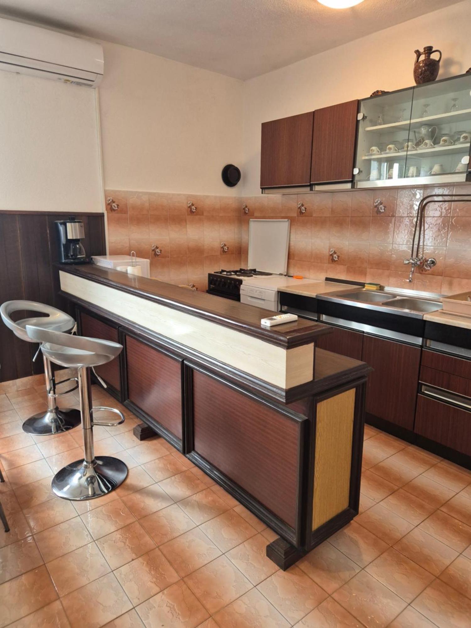 Apartmani Ino Škrip Exteriér fotografie