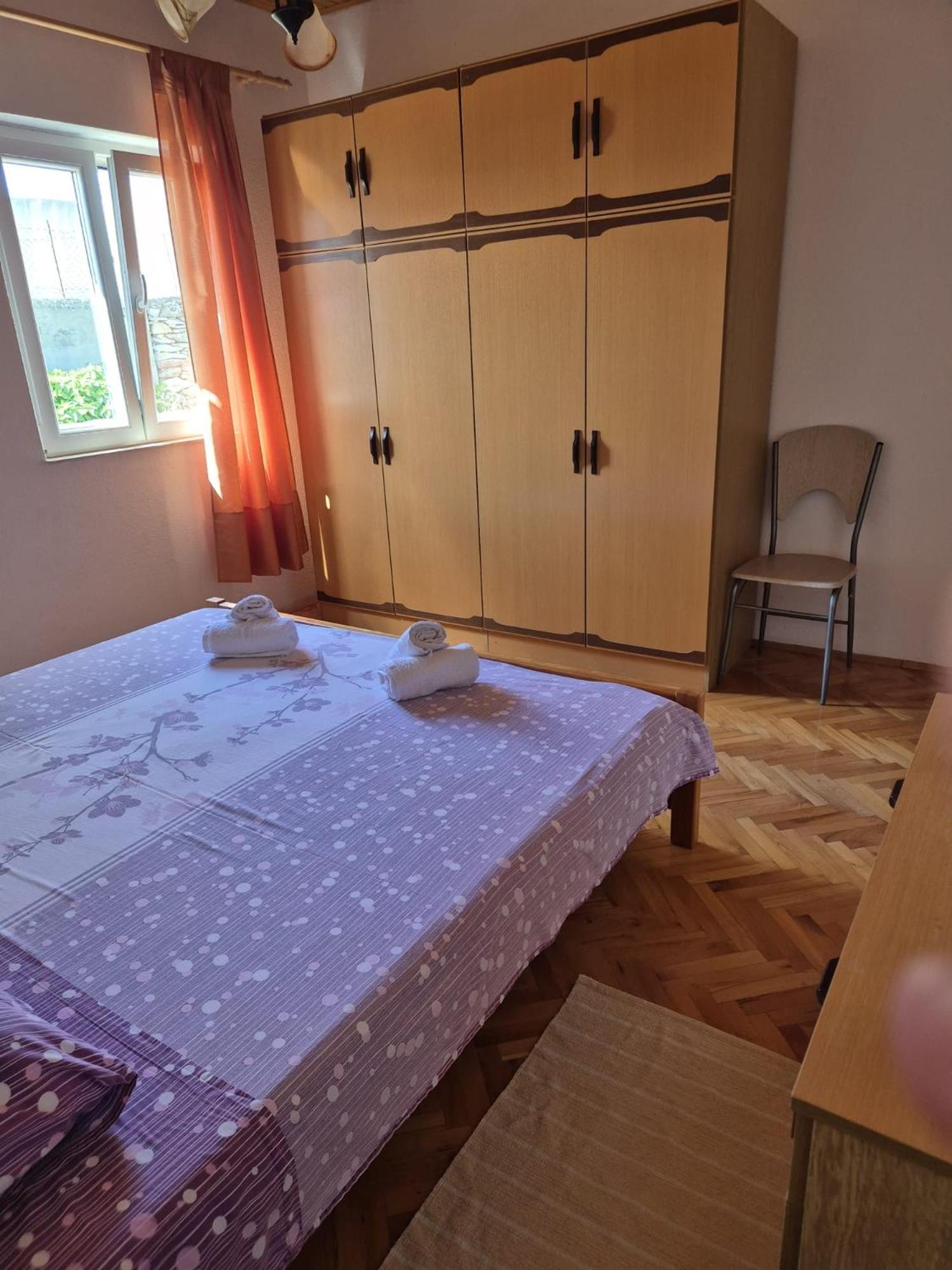 Apartmani Ino Škrip Exteriér fotografie